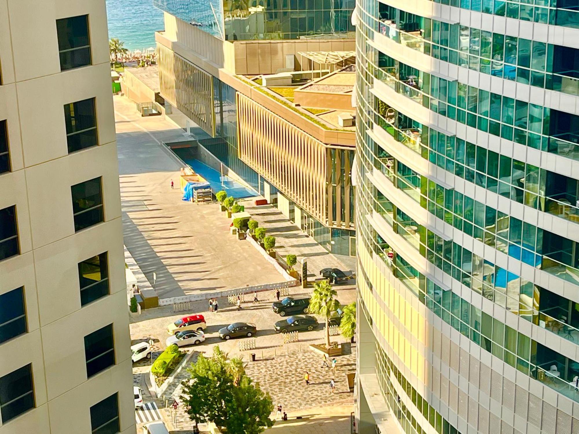 One Bedroom Apartment Available In Front Of Marina Beach Dubaj Kültér fotó