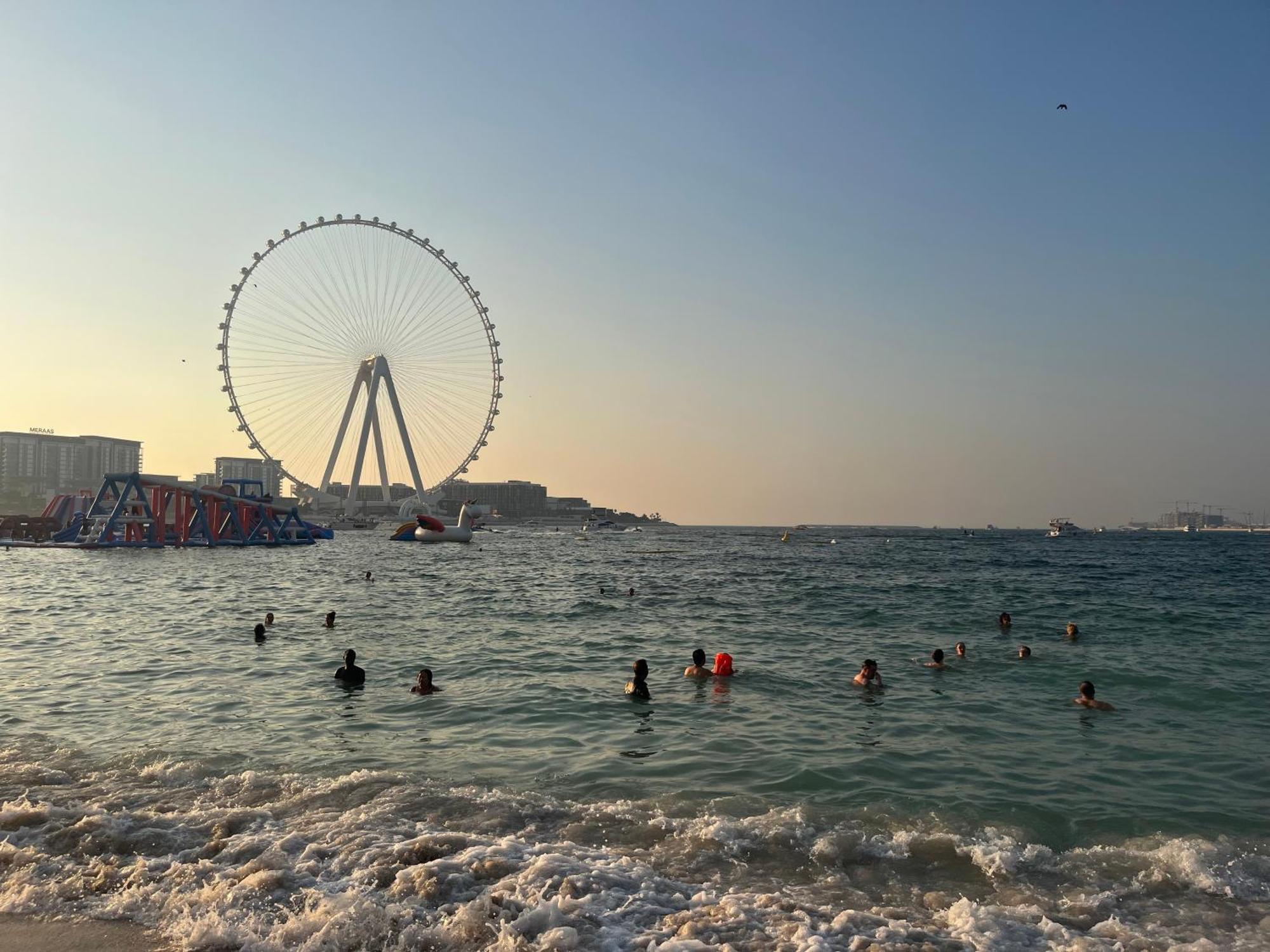 One Bedroom Apartment Available In Front Of Marina Beach Dubaj Kültér fotó